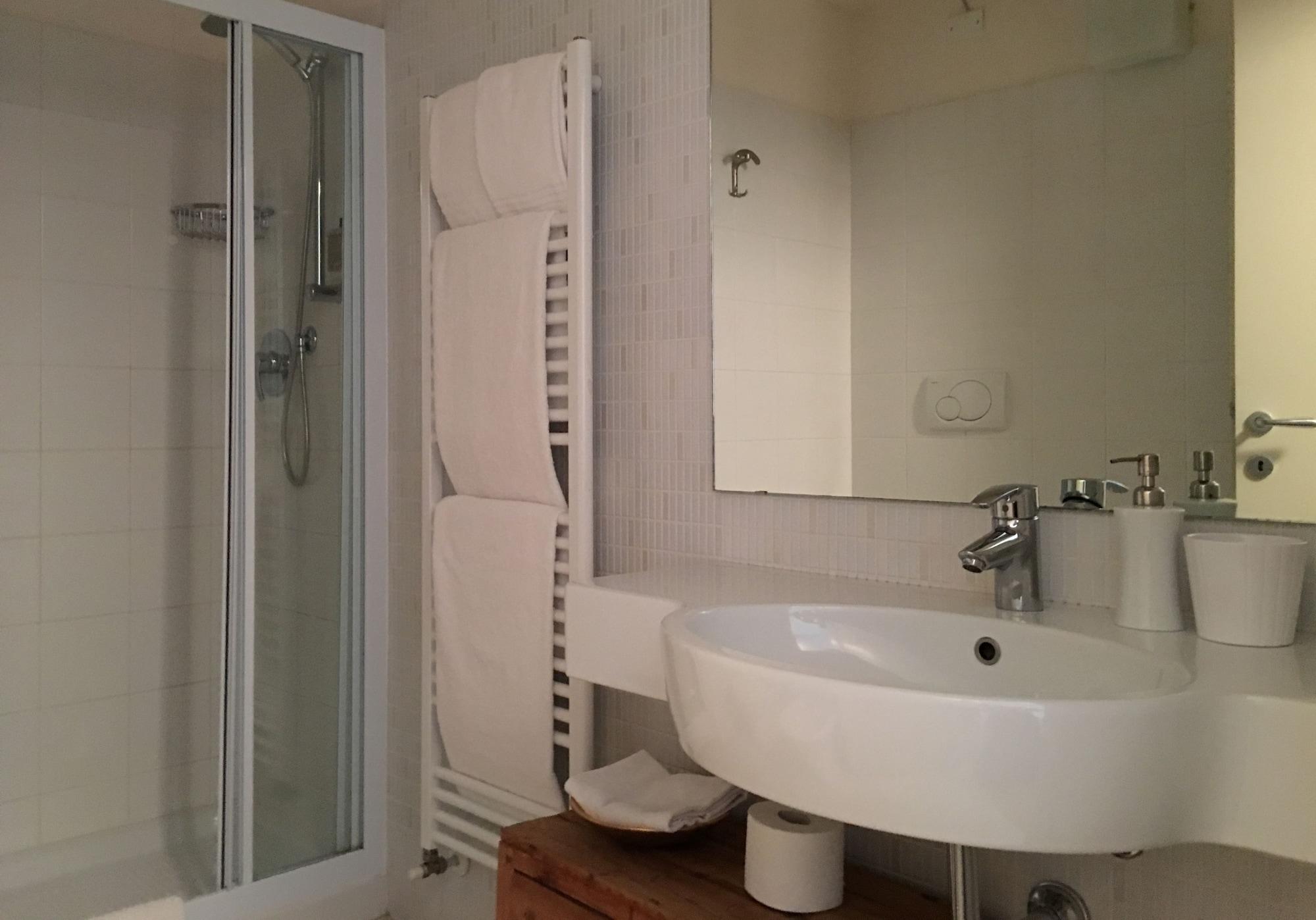 Vialeromadodici Rooms&apartments 3* Lazise