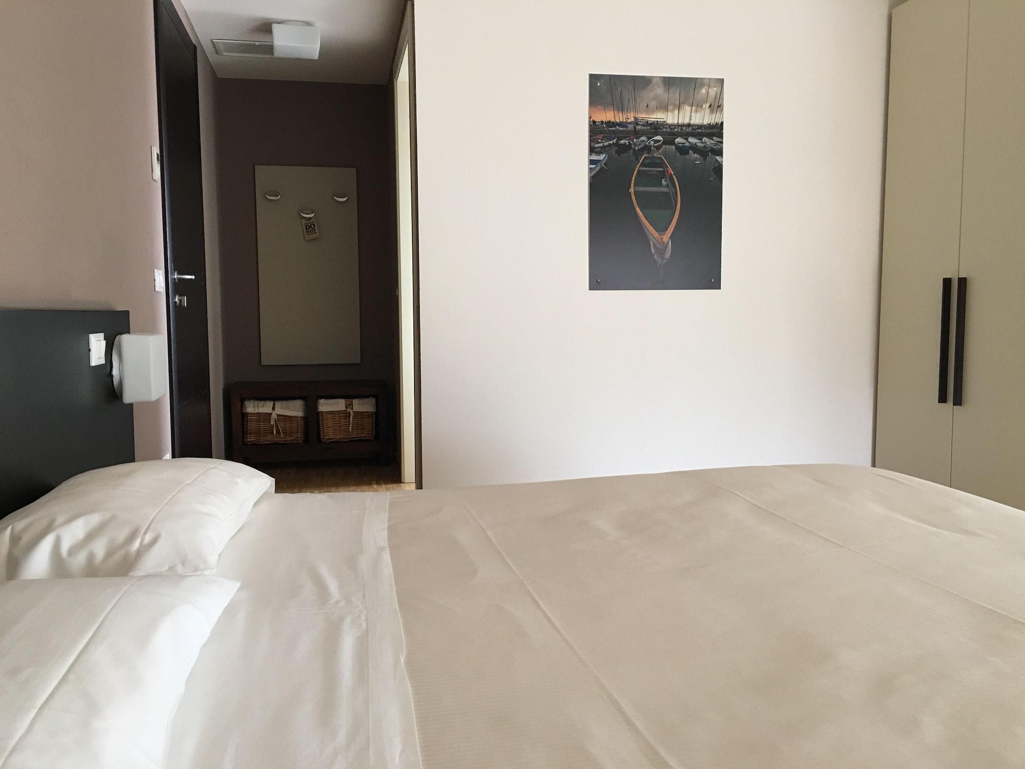 Vialeromadodici Rooms&apartments Lazise