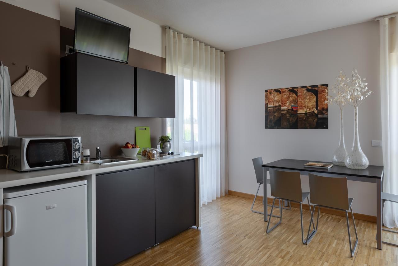 Affittacamere Vialeromadodici Rooms&apartments Lazise